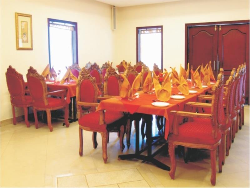 Hotel Chanakya Thiruvananthapuram Екстериор снимка