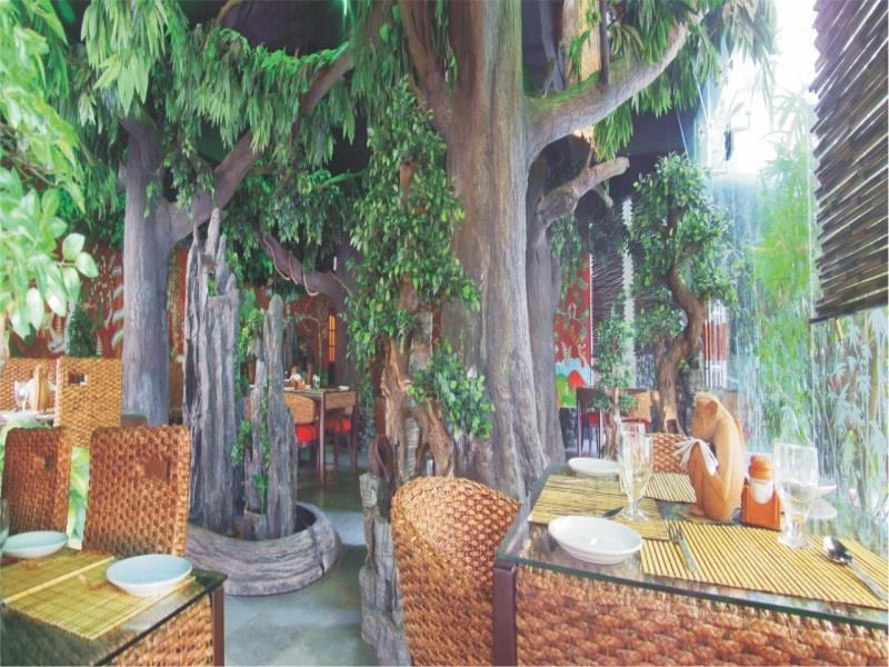 Hotel Chanakya Thiruvananthapuram Екстериор снимка